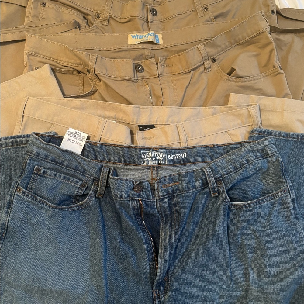 4 pairs of men’s pants. Signature by Levi Strauss Blue Bootcut Jeans,